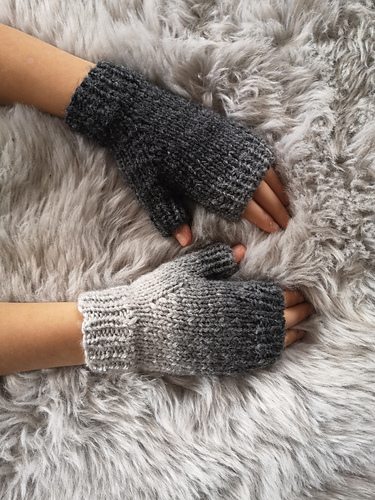 Cozy and lazy mitts 다른 모습 4