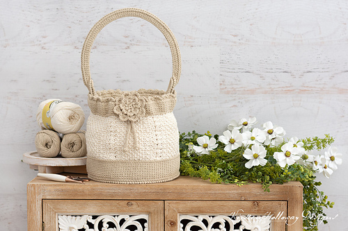 Lattice 'n Lace Bucket Bag