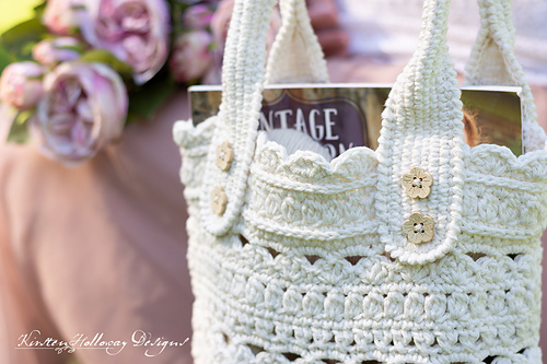 Ravelry: Secret Garden Tote Bag pattern by Kirsten Holloway