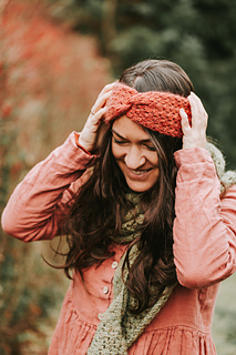 Hey Mama Wolf Ylva 1202 mit einem zweiten Faden Isager Silk Mohair 69