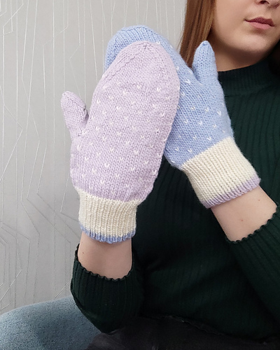 Pastel Pair Mittens