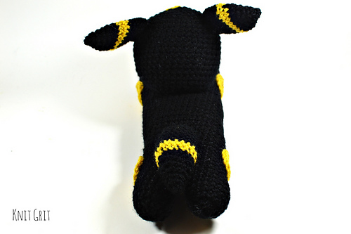 Umbreon Flat Cat Pokemon Amigurumi photo 9