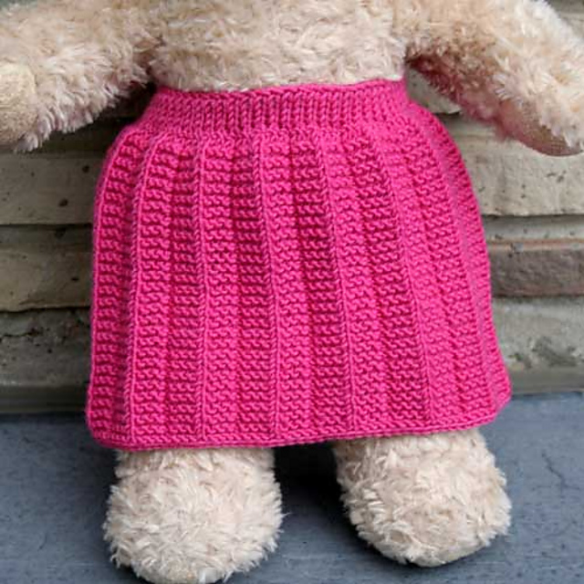 Ravelry Teddy Lady Pleated Skirt pattern by Knitca