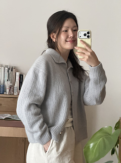 Size 3, worn with about 30 cm positive ease