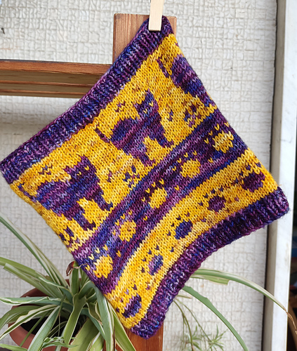Halloween Cats (Cowl)