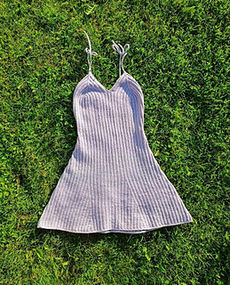Size: 5
Yarn: Drops cotton merino