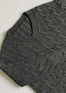 Size: 1
Yarn: Drops merino extrafine

