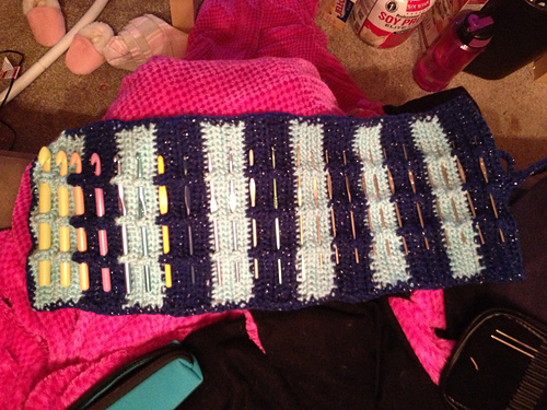 Crossed Stitch Crochet Hook Roll photo 3