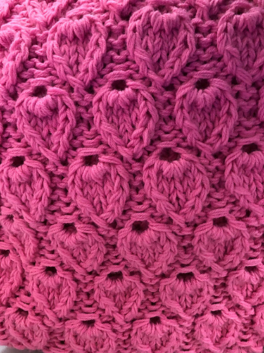 Genser med hette Flamingo - Krystle's Krazy Knits