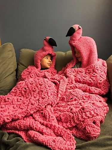 Genser med hette Flamingo - Krystle's Krazy Knits