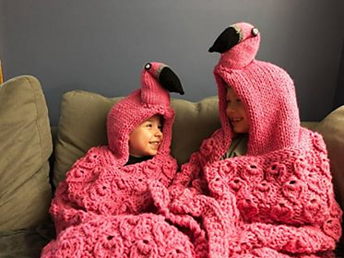 Genser med hette Flamingo - Krystle's Krazy Knits