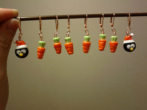 I-Cord Holder with Recycled Earring Stitch Markers photo 11