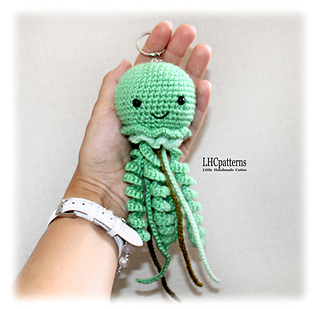 Crochet Jellyfish Keychain Pattern