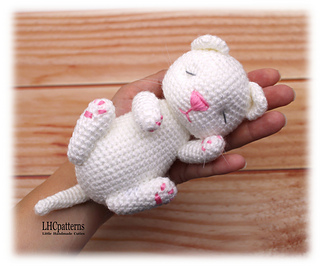 Crochet Sleeping Kitten