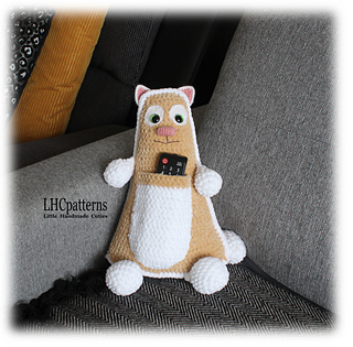 Cat Remote Control Holder Crochet Pattern