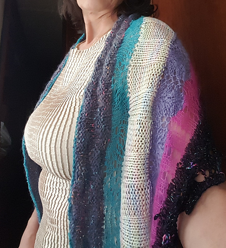 Ravelry: Fabienne pattern by Petra Breakstone