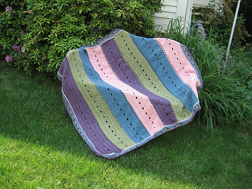 Big Stripes Small Throw photo 4