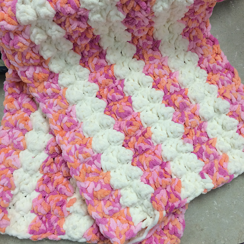 Ravelry Marshmallow Crochet Baby Blanket pattern by Kristen Mangus