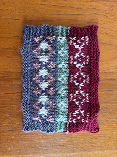 alternate 5-color version, in Jamieson's Double Knitting