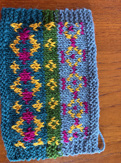 alternate 5 color version, in Rauma Strikkegarn