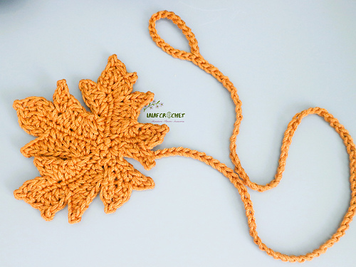 Maple leaf veggpynt - Lala Nguyen