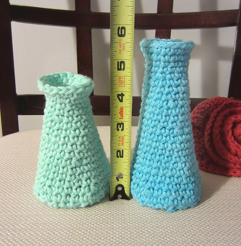 Crochet Flower Vase photo 4