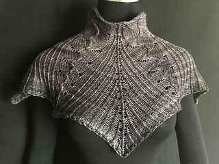 Ravelry: LavishCraft's Emergent Cowl Sample