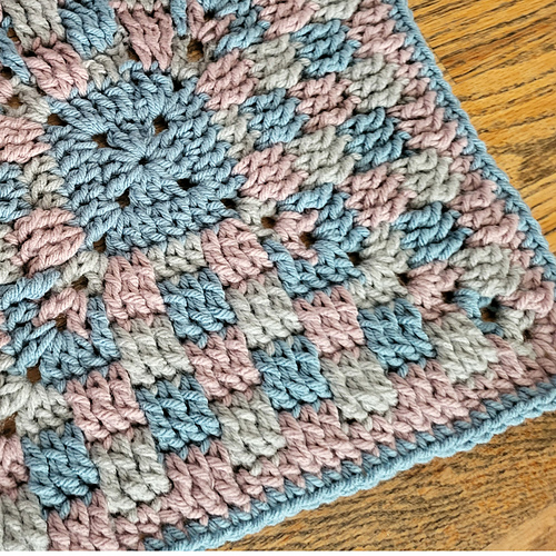 Checkered Granny Square