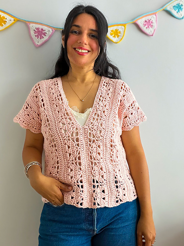 Petal Lace TEE