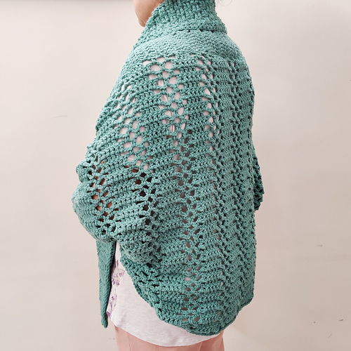 Ravelry: I love Texture Cardigan pattern by Akita Daga
