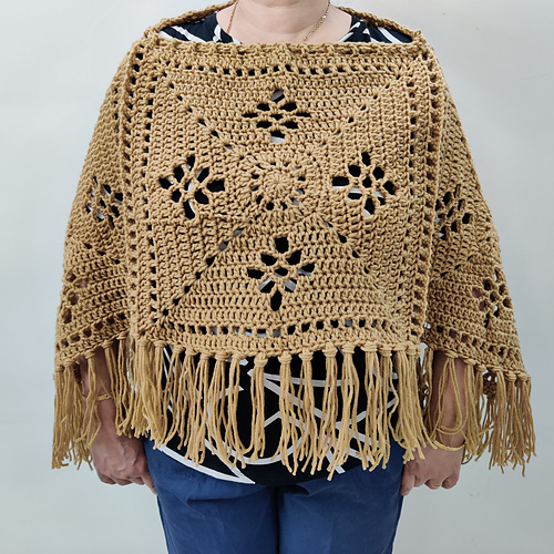 Flowertastic Poncho photo 7