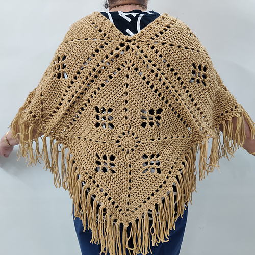 Flowertastic Poncho photo 12