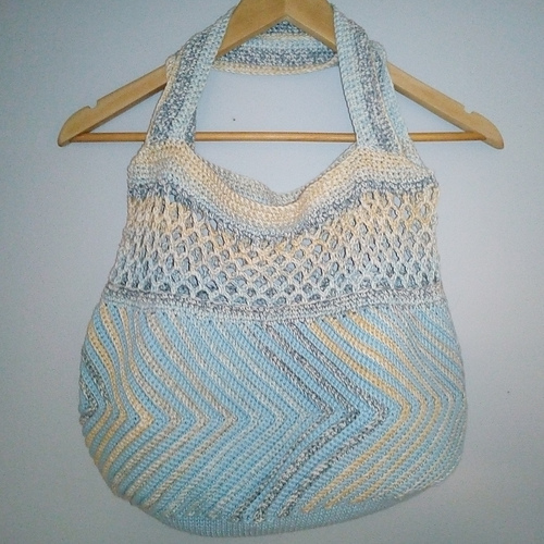 Fast-forward Chevron Purse photo 6