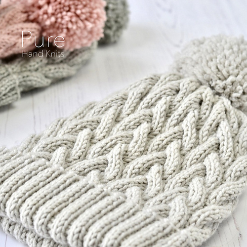 Nysa Bobble Hat