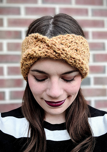 Moebius Headband Crochet photo 4