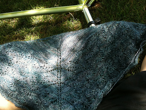 Ravelry: Vermillion pattern by Carolina Diez