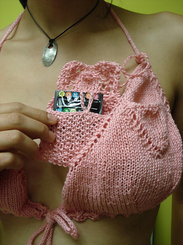 KnittedCondomBraAndPouch