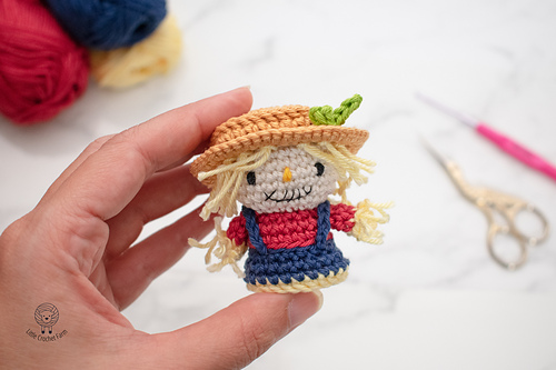 Mini Scarecrow - Ana Carolina Figueiredo