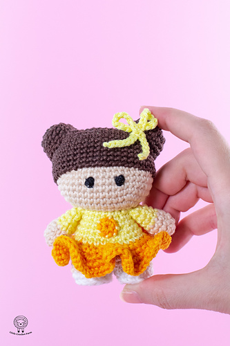 Ravelry: Mini doll amigurumi pattern by Ana Carolina Figueiredo