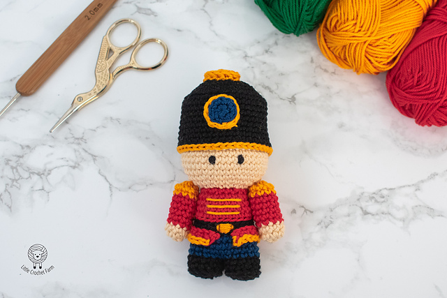 Ravelry: Nutcracker amigurumi pattern by Ana Carolina Figueiredo