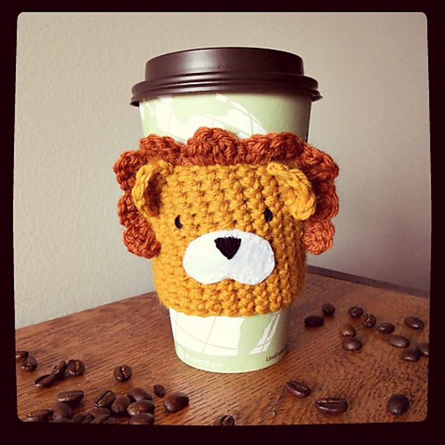 Ravelry Lionheart Coffee/Tea Cup Cozy FREE pattern by Sarah Mancini