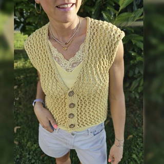 Größe S
gestrickt aus der Belle von Dropsdesign doppelfädig