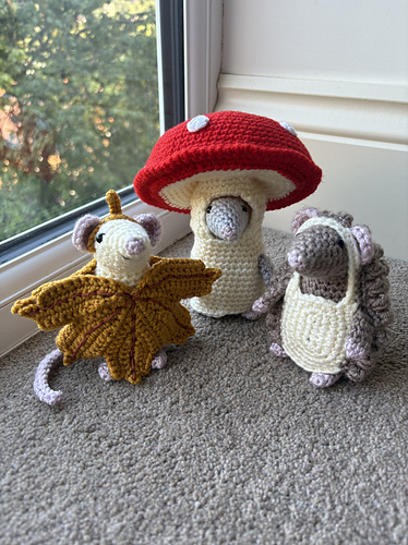 Autumn Mousefits, Toadstool, Leaf & Hedgehog