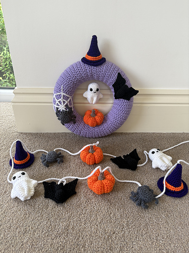 Symbols of Halloween Wreath & Garland