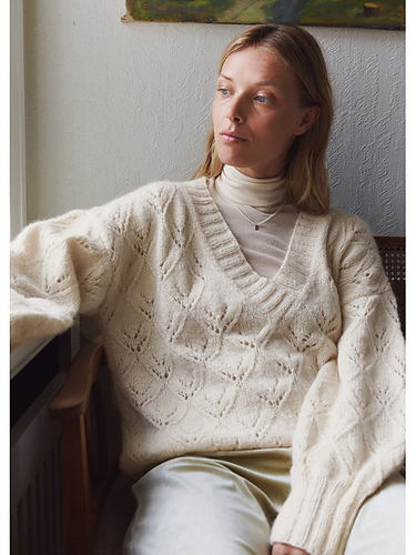 # 23 Ajoursweater photo 2