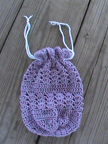 Ravelry: Drawstring Bag shell pattern pattern by April Hubbard