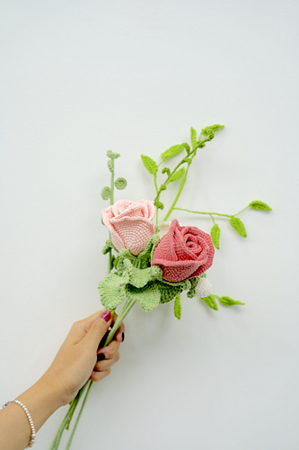 Crochet Wineglass Rose Flower - Loopara Crochet