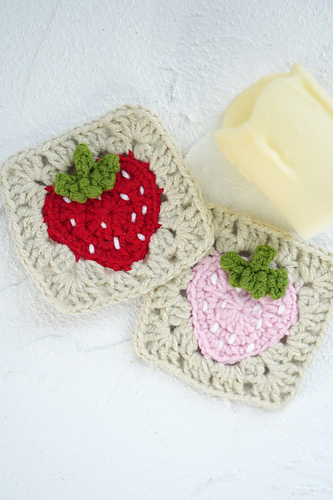 Ravelry: Crochet Strawberry Granny Square pattern by Loopara Crochet