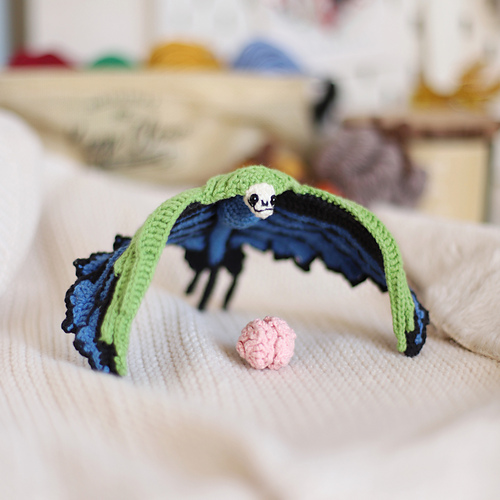 Ravelry: Swooping evil pattern by Angelina Taranina