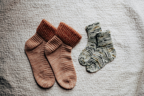 Hibernation Hus-Sokker - Lindsey Fowler